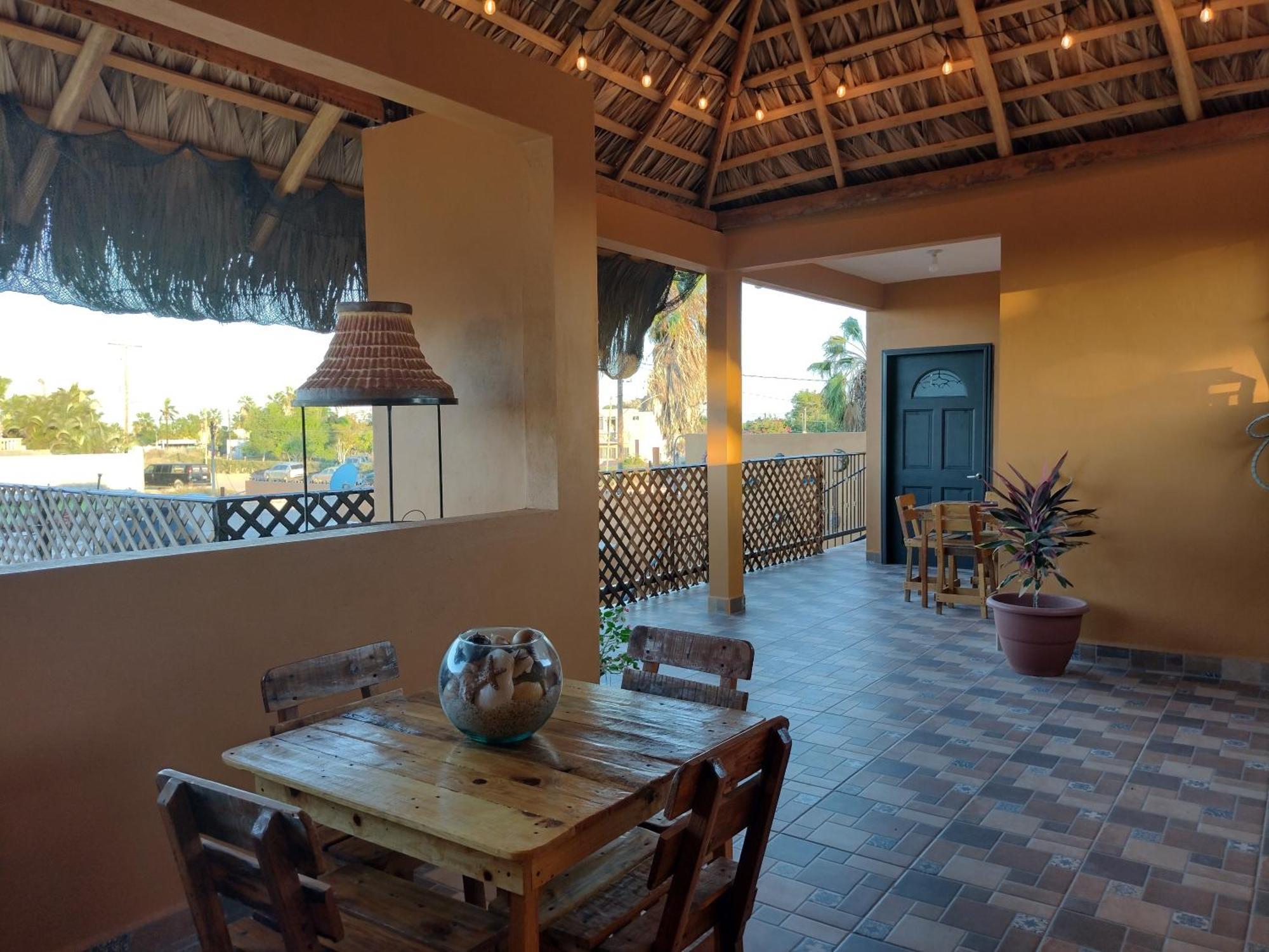 Hotel Prado'S Puerto San Carlos ภายนอก รูปภาพ