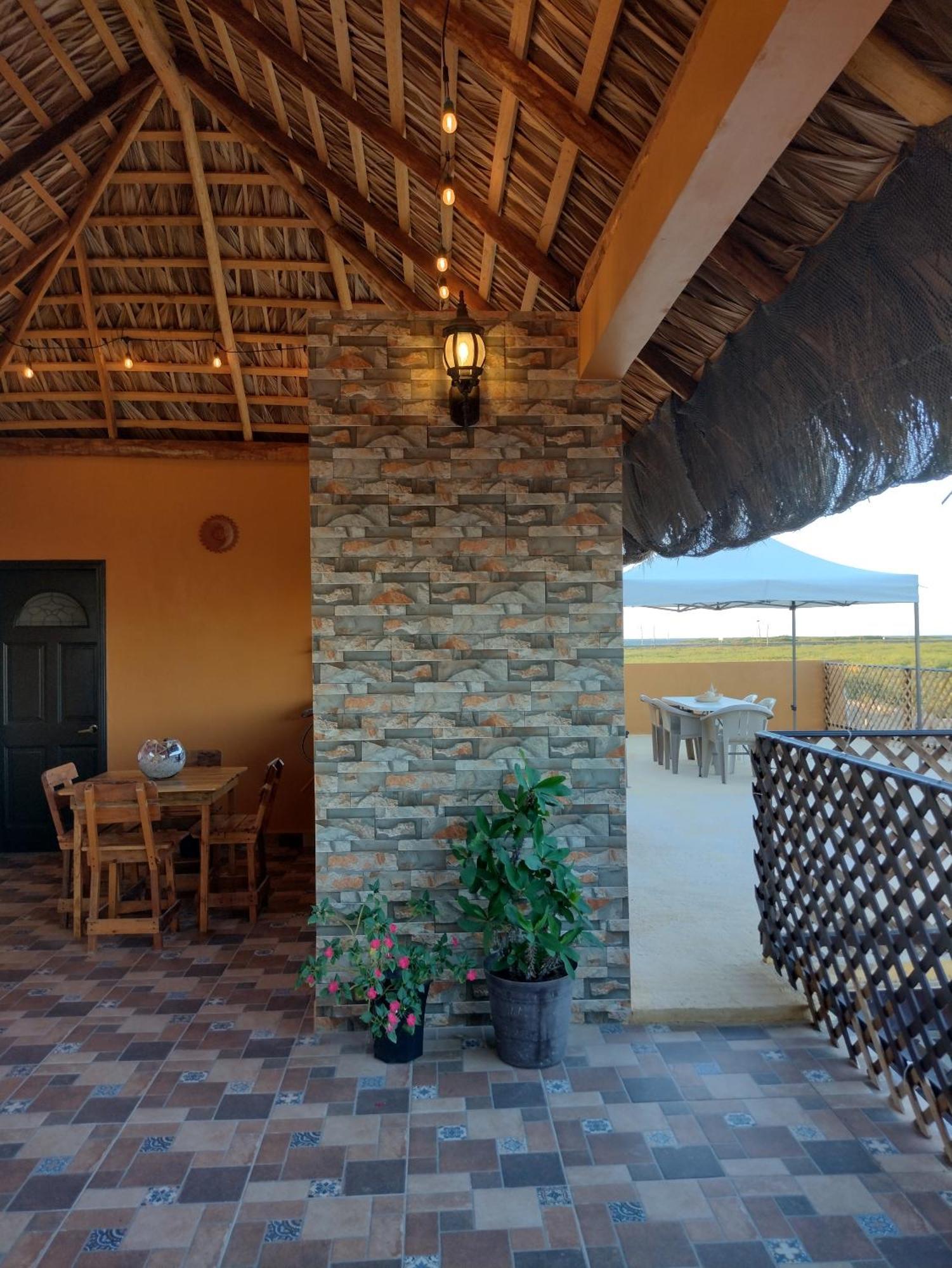 Hotel Prado'S Puerto San Carlos ภายนอก รูปภาพ