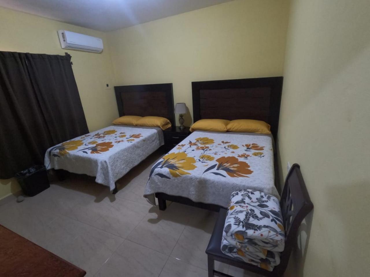 Hotel Prado'S Puerto San Carlos ภายนอก รูปภาพ