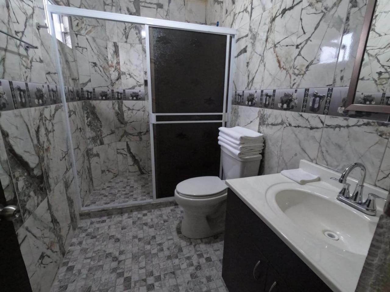 Hotel Prado'S Puerto San Carlos ภายนอก รูปภาพ